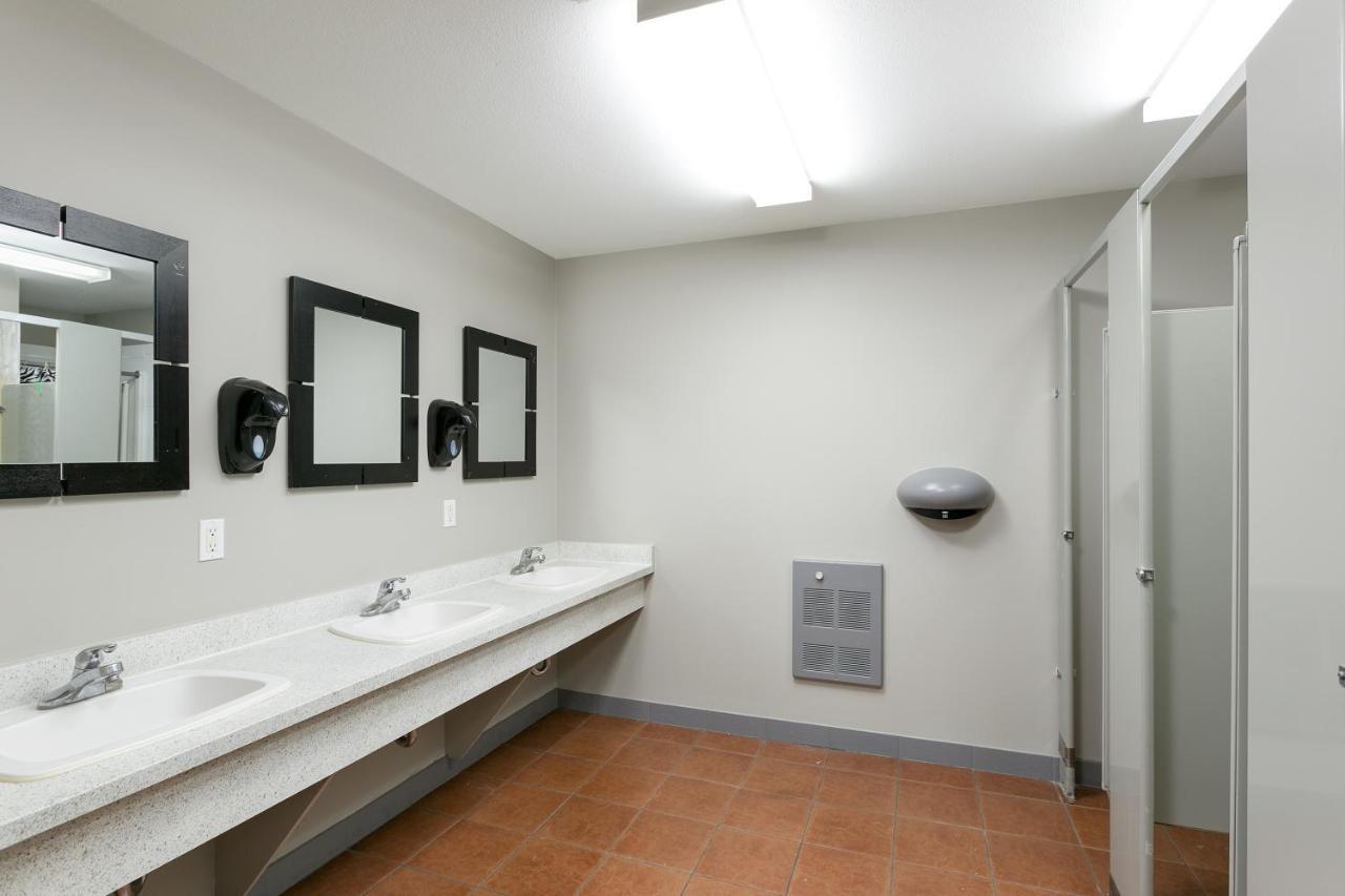 Budget Double Room with Shared Bathroom